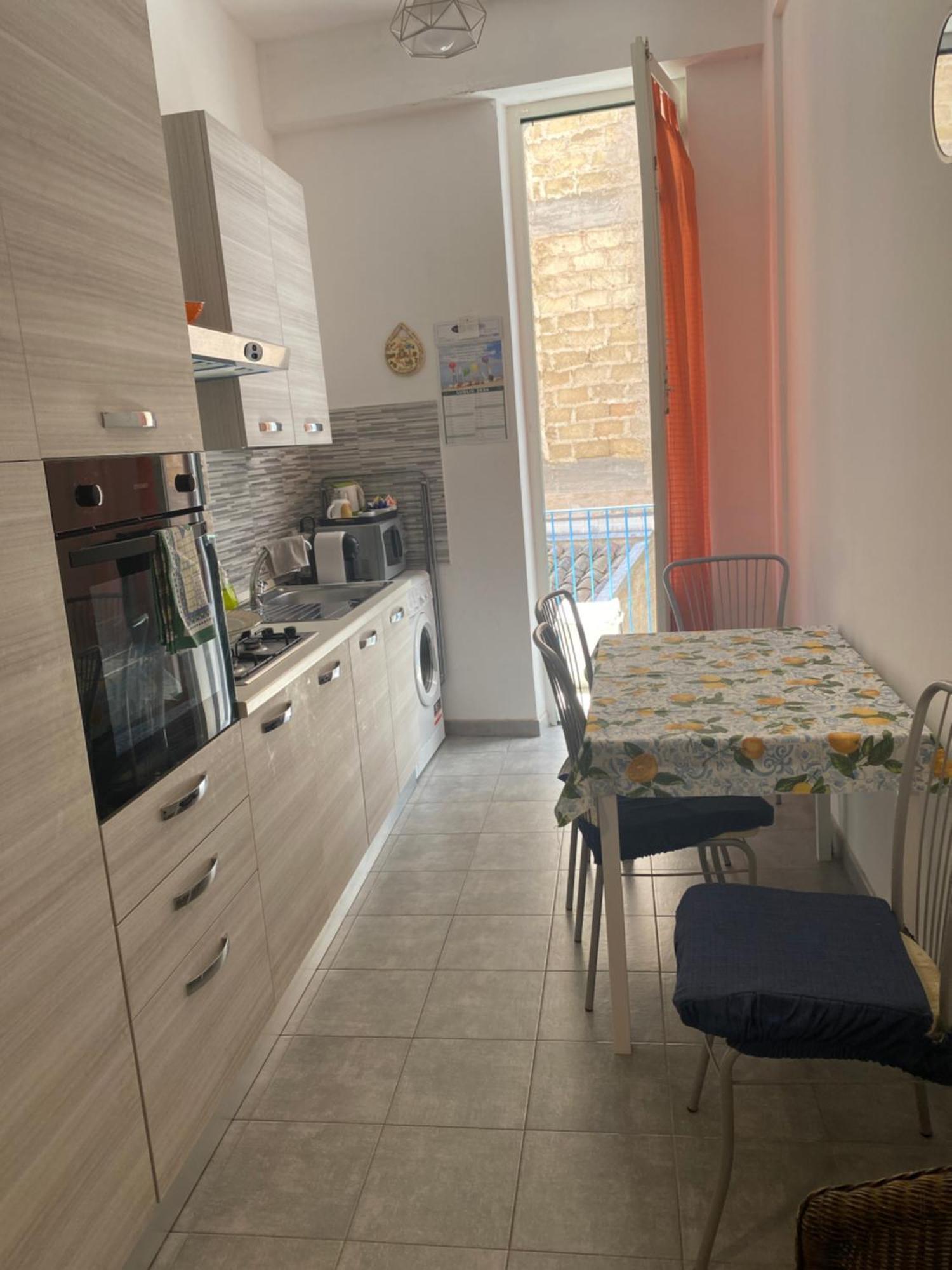 Serradifalco Cozy House Di Enza E Luigi Palermo Exterior foto